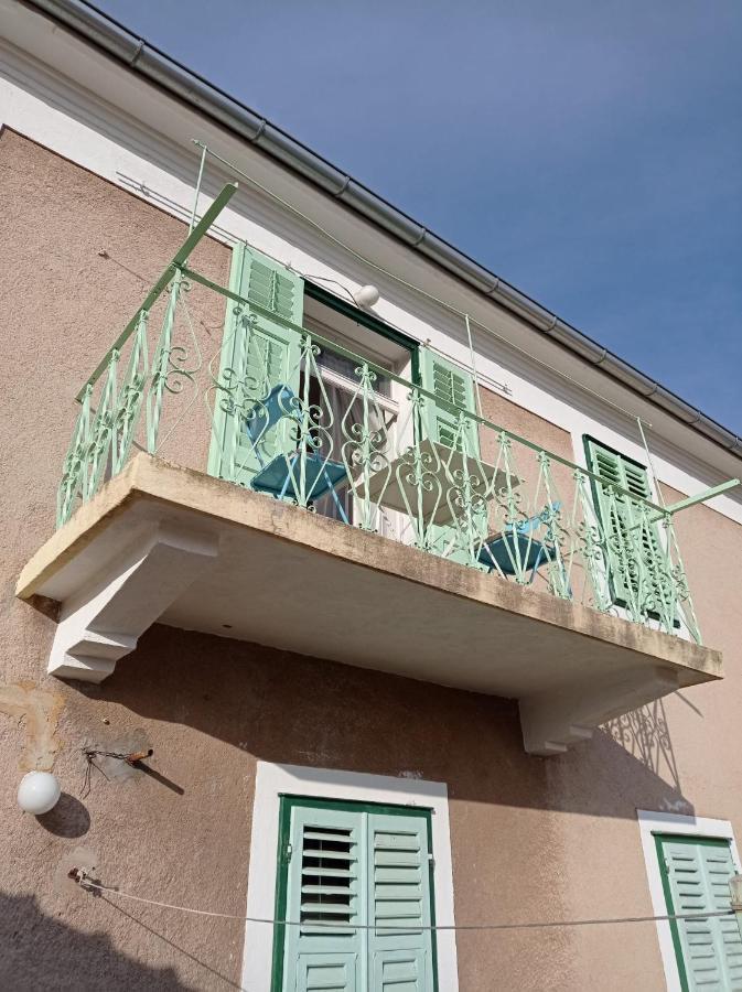 Vintageve Apartment ชิเบนิก ภายนอก รูปภาพ